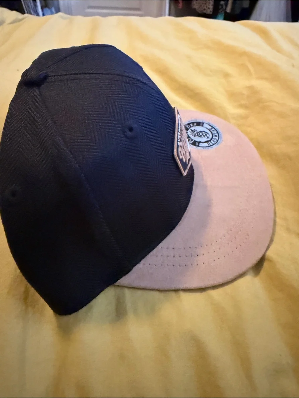 **NWT** Binky Bro- Two-Tone Snapback Cap - Black and Tan